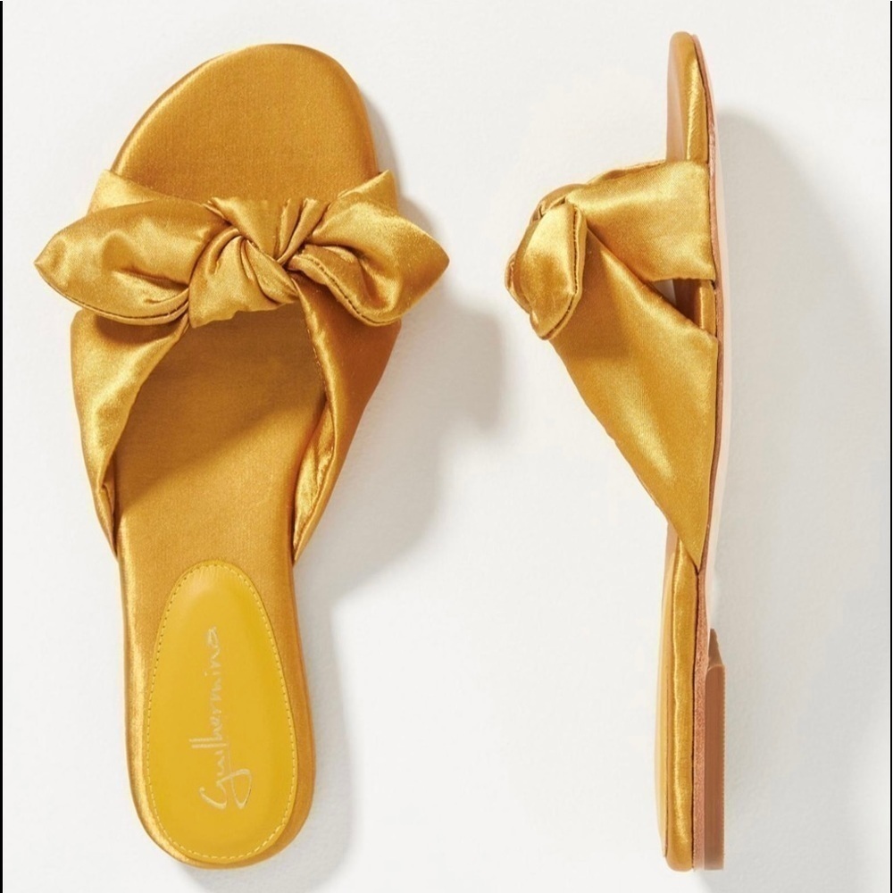 NWT HTF - Guilhermina Satin Bow Slippers​​​​​
